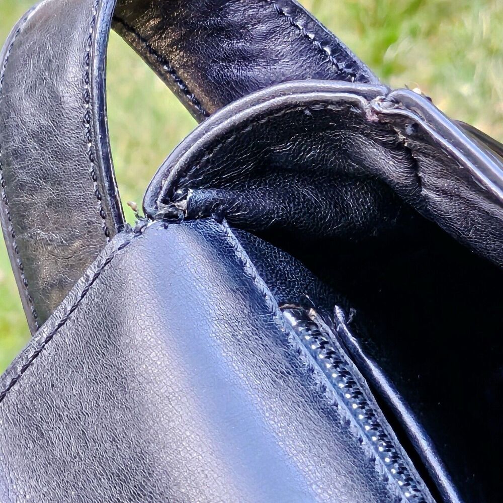 Vintage CELINE Horse Carriage Black Italy Leather Shoulder Bag - Picture 8 of 12